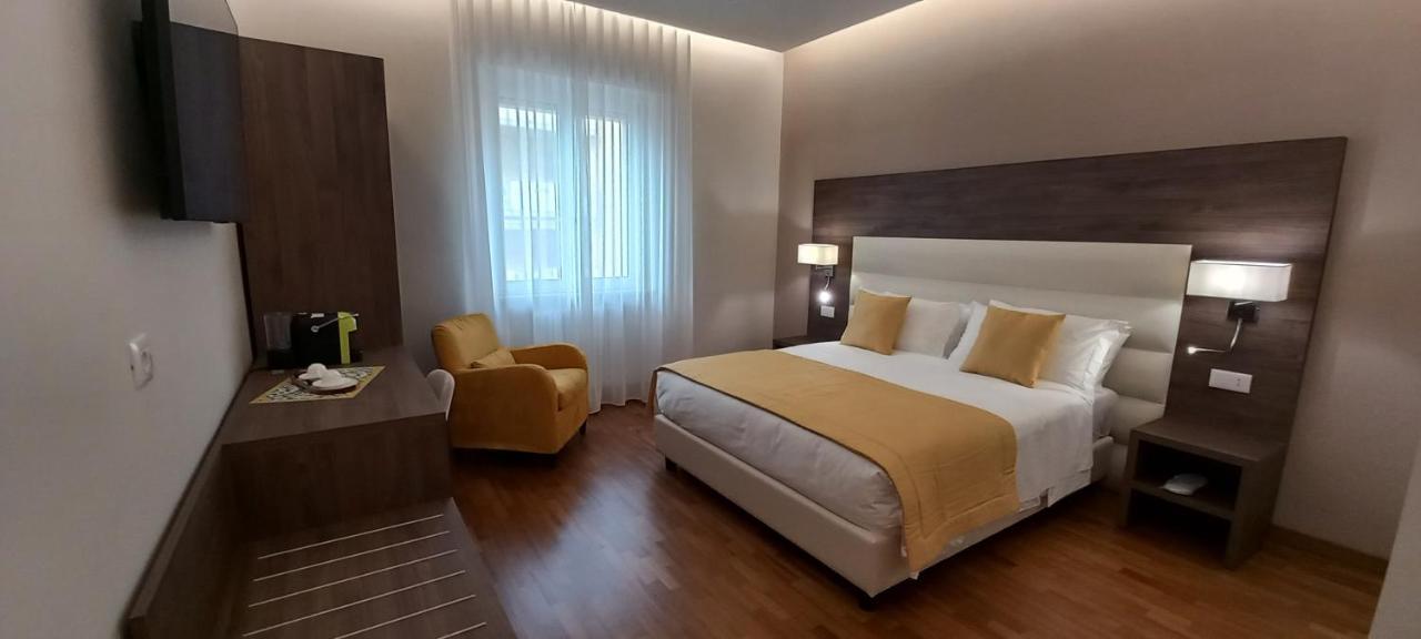 Orchid Luxury Suite Пескара Екстер'єр фото